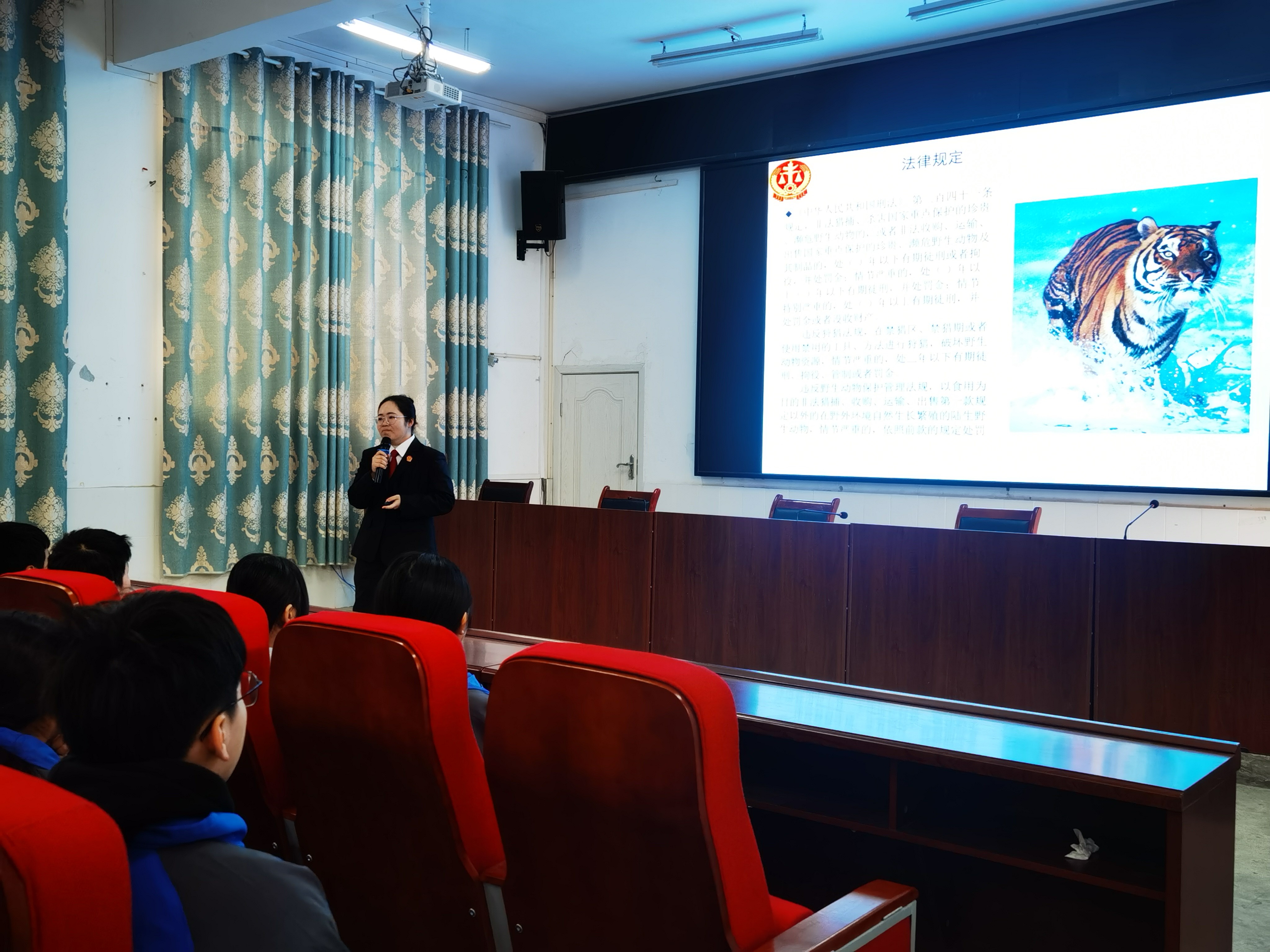 重庆生态科普进校园1.jpg 重庆生态科普进校园1.jpg