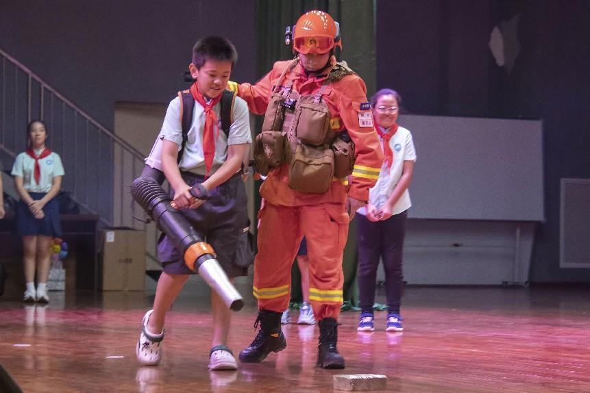 莲花山图片5.png 莲花山图片5.png