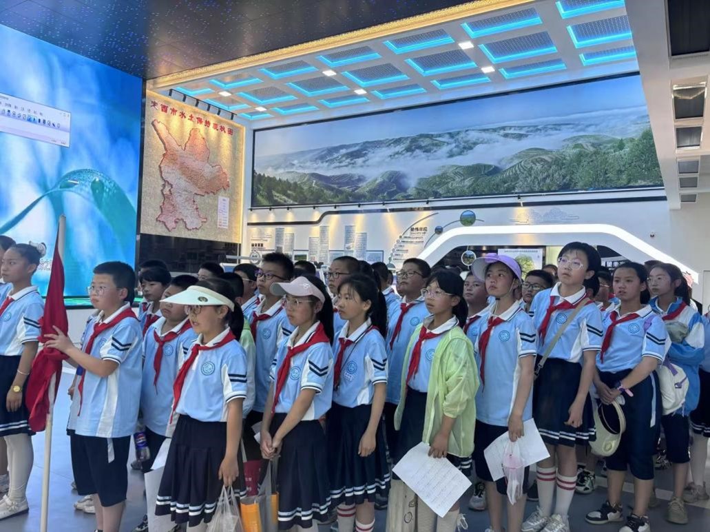 图片18.jpg 图片18.jpg